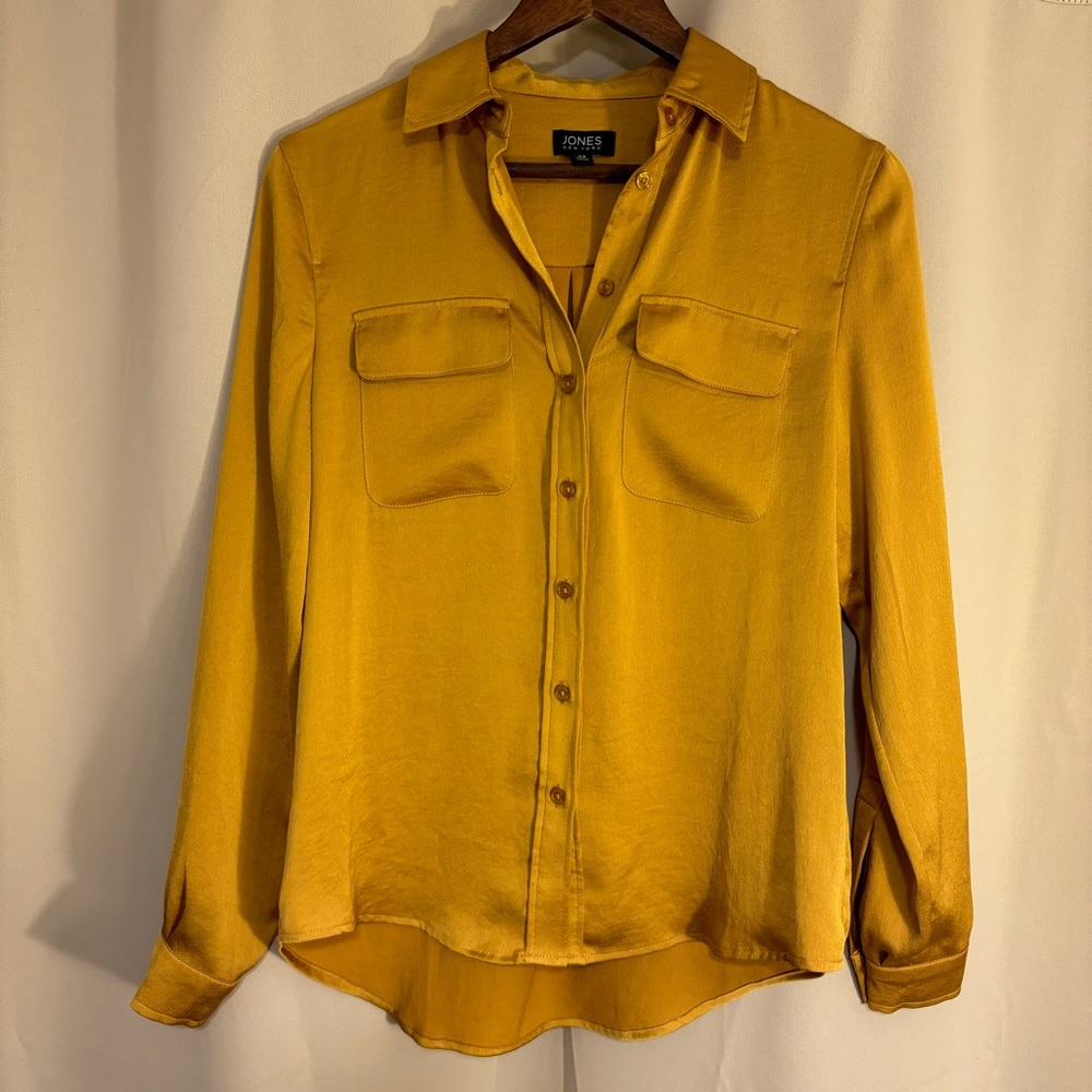 Matte Satin Slim Fit Utility Shirt in Raw Honey